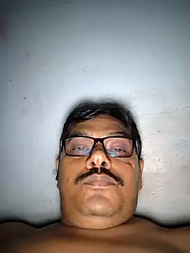 Srmotrs online show from October 9, 2025, 7:45 pm