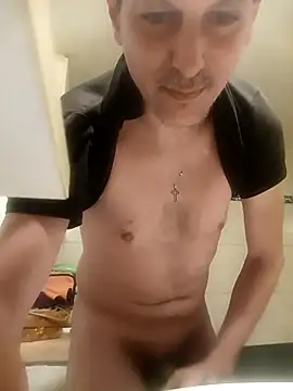 Snapshot of SperMaster_dom chatting on February 5, 2026, 9:52 pm SperMaster dom online show from February 5, 2026, 9:52 pm