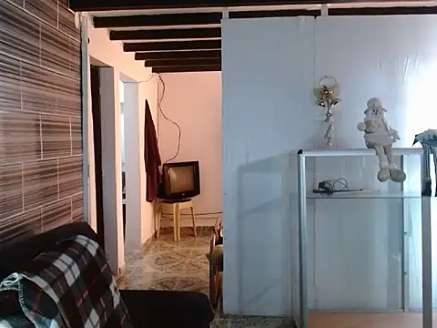 luna grans 777 online show from February 8, 2025, 6:33 pm