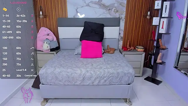 MEYLAGIA online show from September 18, 2025, 3:08 am