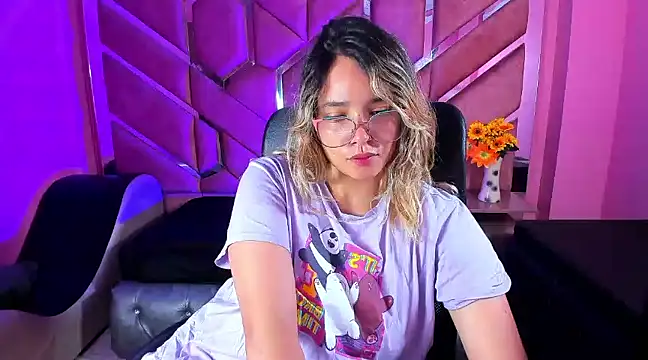 Olivia Fox69 online show from March 11, 2025, 3:37 am