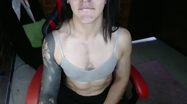 Snapshot of dannafitness chatting on January 16, 2025, 7:31 pm dannafitness online show from January 16, 2025, 7:31 pm