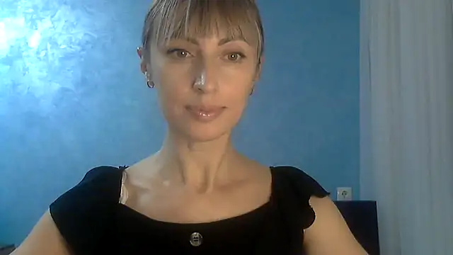 EffectMaya online show from February 17, 2025, 5:53 pm