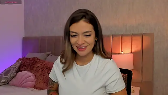 Snapshot of Victoria_romanox chatting on February 11, 2025, 2:46 am Victoria romanox online show from February 11, 2025, 2:46 am
