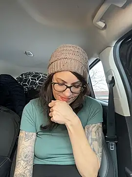 BeautifulMesss online show from February 19, 2026, 4:03 pm