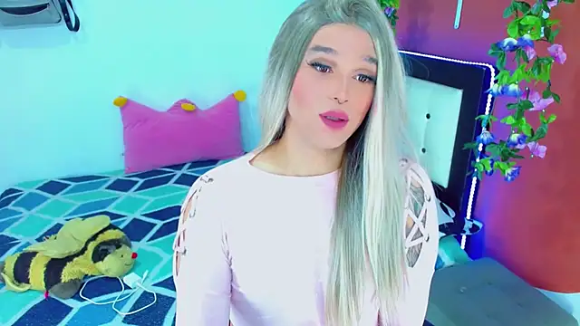 TaylorMon online show from December 18, 2025, 7:09 pm