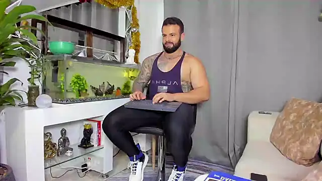 Johnnygrayson1 online show from December 18, 2024, 12:21 am