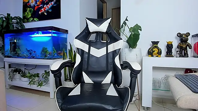 Johnnygrayson1 online show from October 1, 2025, 1:55 am