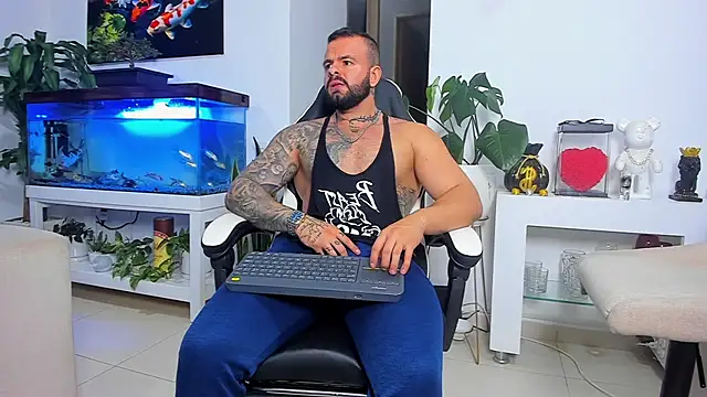 Johnnygrayson1 online show from October 16, 2025, 12:00 am