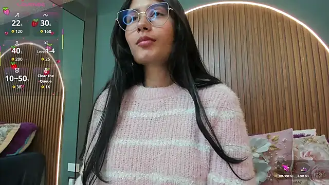 Snapshot of NayeCloud chatting on October 4, 2025, 12:52 am NayeCloud online show from October 4, 2025, 12:52 am