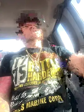 TheOneYouLove69 online show from November 21, 2025, 5:55 pm