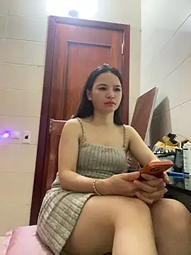 LiLi-Kirix99 online show from May 22, 2026, 7:19 pm