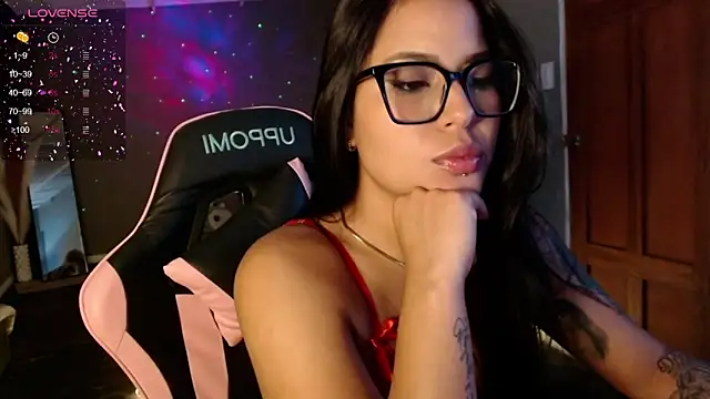 Snapshot of alexa_kei chatting on October 9, 2025, 7:45 pm alexa kei online show from October 9, 2025, 7:45 pm