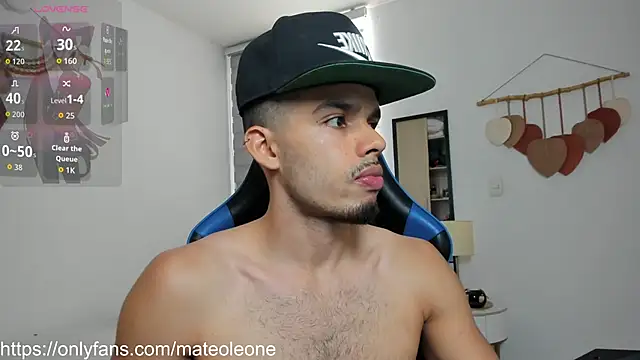 Snapshot of mateoleonee chatting on February 12, 2026, 6:14 pm mateoleonee online show from February 12, 2026, 6:14 pm