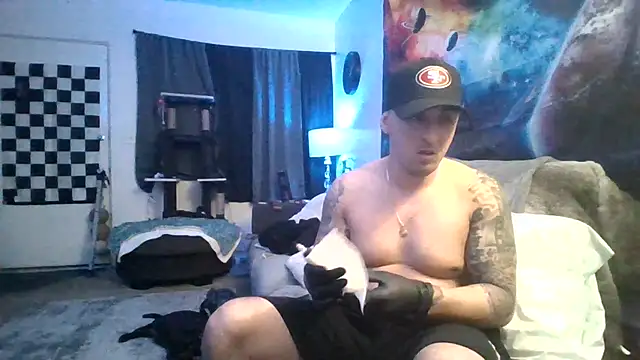 Snapshot of Antoniothedon chatting on December 8, 2024, 6:43 am Antoniothedon online show from December 8, 2024, 6:43 am