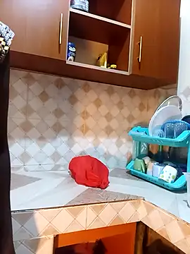 sexxylucia online show from March 16, 2026, 9:52 pm