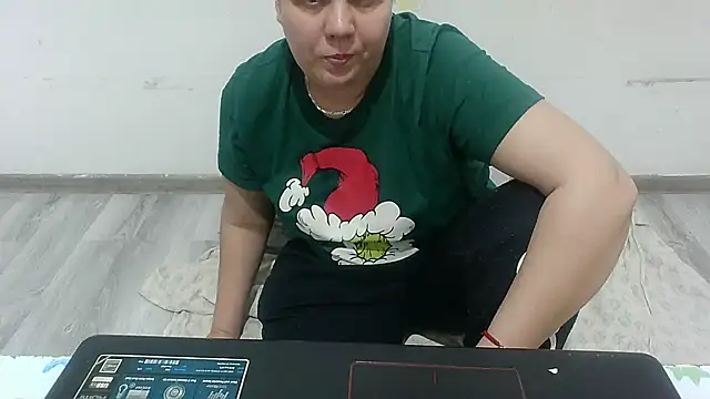 VixenBya online show from February 4, 2026, 3:18 pm