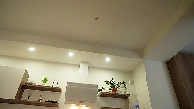 Snapshot of Kristina_diamond chatting on October 16, 2025, 6:58 am Kristina diamond online show from October 16, 2025, 6:58 am