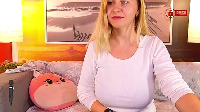 Snapshot of BigBoobsARRI chatting on November 3, 2025, 11:00 am BigBoobsARRI online show from November 3, 2025, 11:00 am