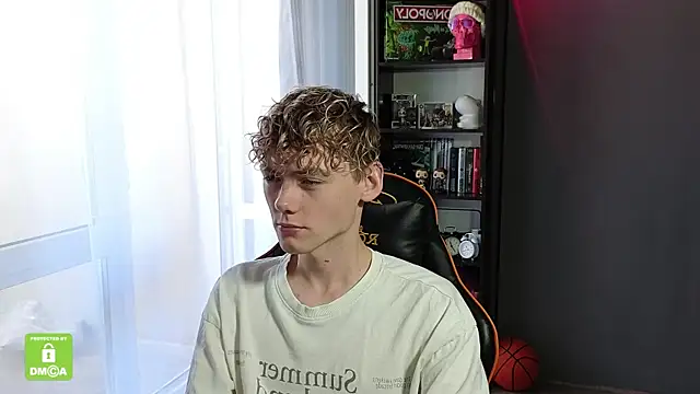 Keytaro online show from September 24, 2025, 10:18 am