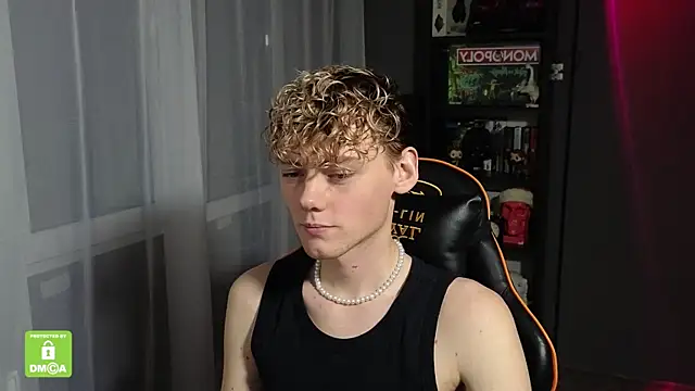 Keytaro online show from October 22, 2025, 11:59 pm