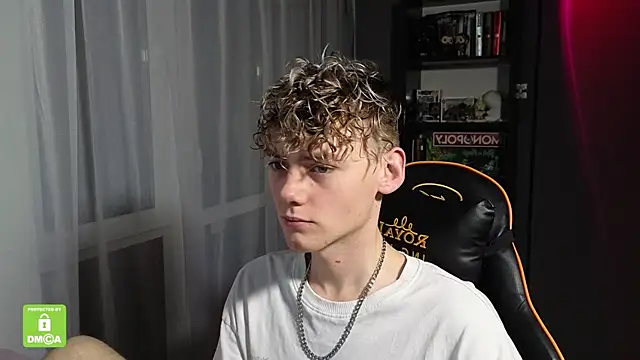 Keytaro online show from November 7, 2025, 2:50 pm