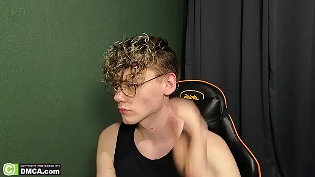 Keytaro online show from February 14, 2026, 11:56 pm