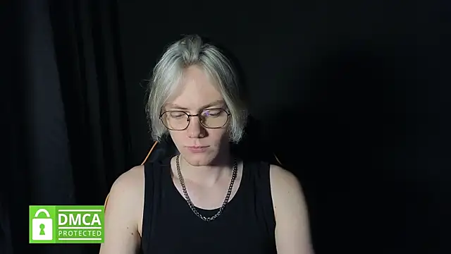 Keytaro online show from May 31, 2026, 6:20 pm