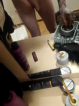 istiaqua90 online show from March 23, 2025, 12:47 am