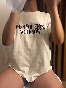 Beautiful arab online show from April 19, 2026, 11:29 pm