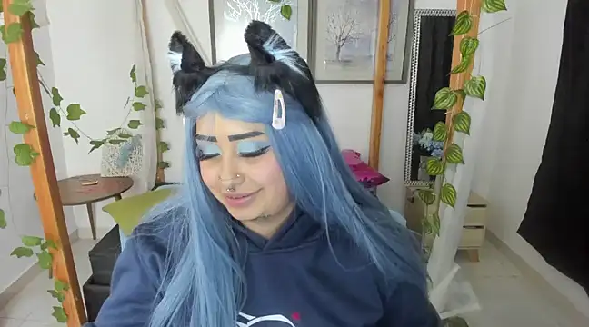 lussyevans24 online show from February 28, 2025, 7:48 am