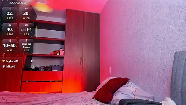 Venus Star online show from November 14, 2025, 9:35 pm