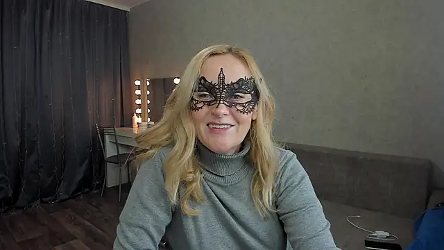 Snapshot of angelica_marquise chatting on December 9, 2024, 3:33 pm angelica marquise online show from December 9, 2024, 3:33 pm