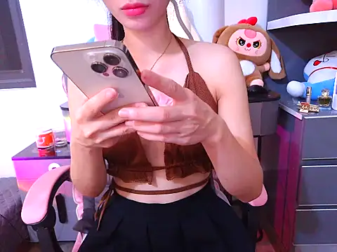 Baby-sexygirl01 online show from April 14, 2026, 3:29 pm