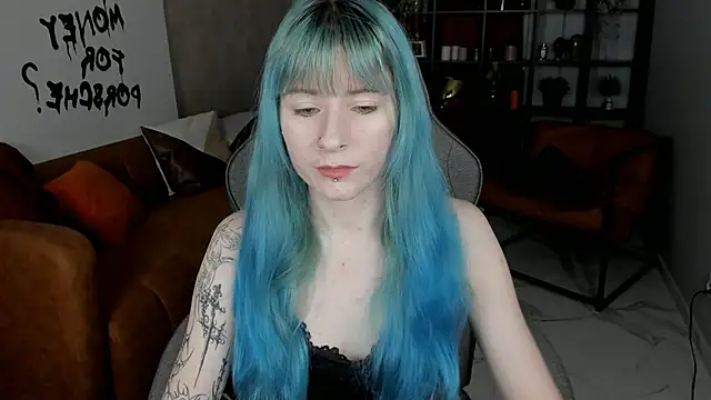 LexiWenford online show from October 22, 2025, 3:07 am