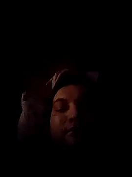 Snapshot of Cedry2k007 chatting on March 28, 2026, 9:25 pm Cedry2k007 online show from March 28, 2026, 9:25 pm