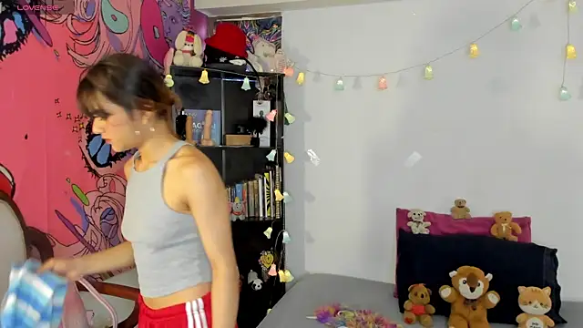 kittyzenn online show from October 23, 2025, 5:23 pm