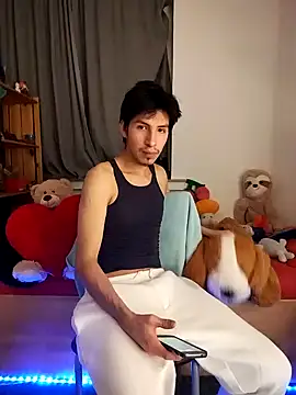 Dennis 2024 online show from January 27, 2025, 8:28 pm