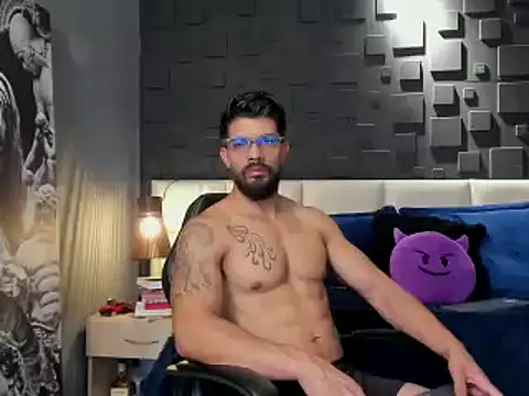 DannSaenz online show from January 23, 2025, 2:17 pm