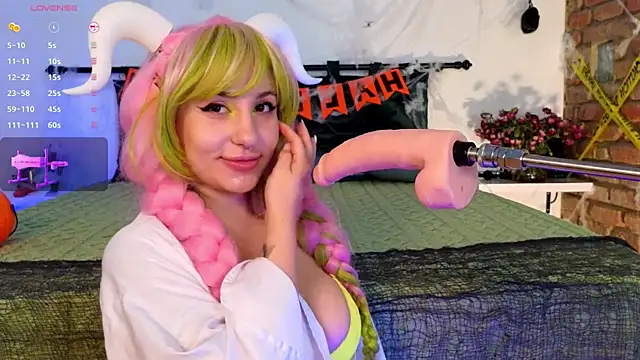 Snapshot of Kurama_Katana chatting on October 28, 2025, 11:25 am Kurama Katana online show from October 28, 2025, 11:25 am