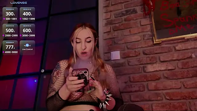 Kurama Katana online show from March 8, 2026, 9:51 pm