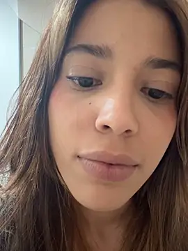 Snapshot of DanielaSaenz0 chatting on October 2, 2025, 5:14 am DanielaSaenz0 online show from October 2, 2025, 5:14 am