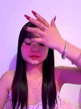 Maeve2k5 online show from September 30, 2025, 1:10 am