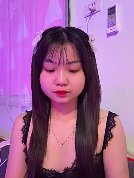 Maeve2k5 online show from October 31, 2025, 10:55 pm