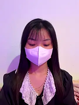 Maeve2k5 online show from November 10, 2025, 7:40 am