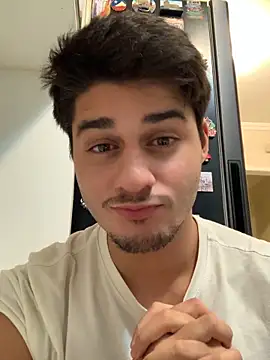 Snapshot of Eggsyapel chatting on October 14, 2025, 1:17 am Eggsyapel online show from October 14, 2025, 1:17 am