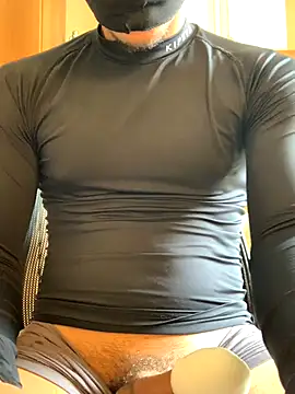 Snapshot of Eggsyapel chatting on October 30, 2025, 3:57 pm Eggsyapel online show from October 30, 2025, 3:57 pm