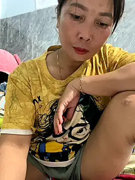 Linaannn online show from December 5, 2025, 11:41 am