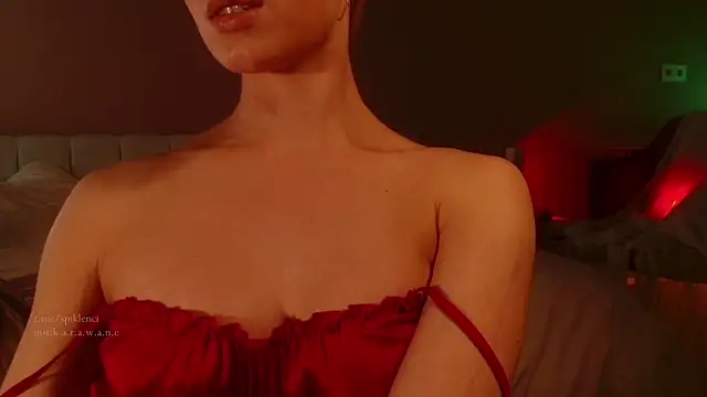 spiklencii online show from November 18, 2025, 5:39 pm