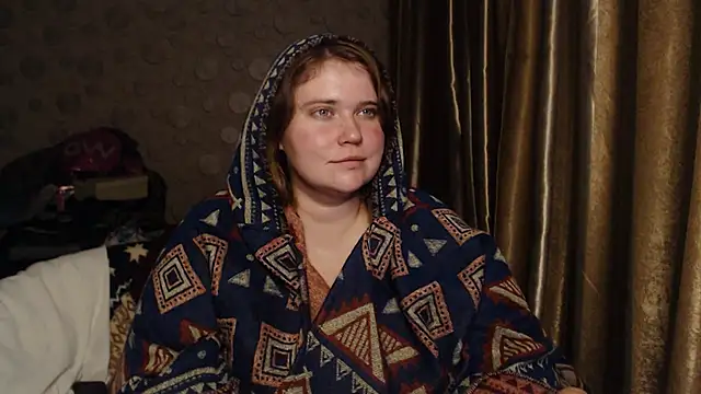 Snapshot of daisy_low chatting on February 23, 2025, 4:13 pm daisy low online show from February 23, 2025, 4:13 pm